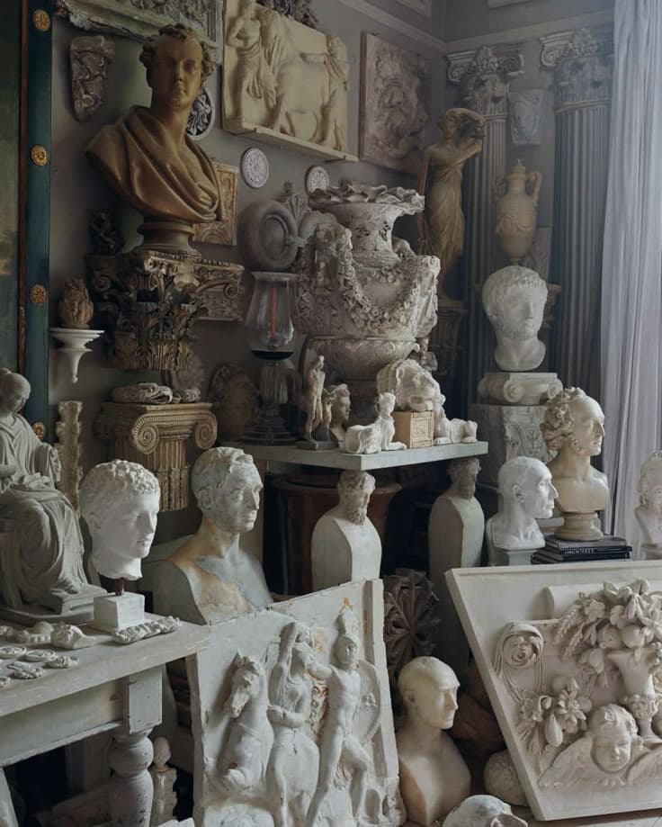 Antique & Vintage-Style Art
